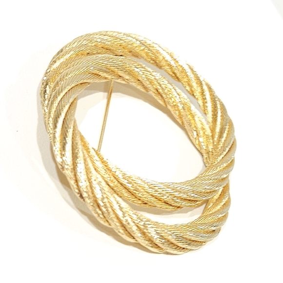 Vintage Dior Gold Tone Rope Double Circle Brooch Pin - Picture 13 of 16